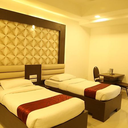 هوسبيت Hotel Shivananda المظهر الخارجي الصورة