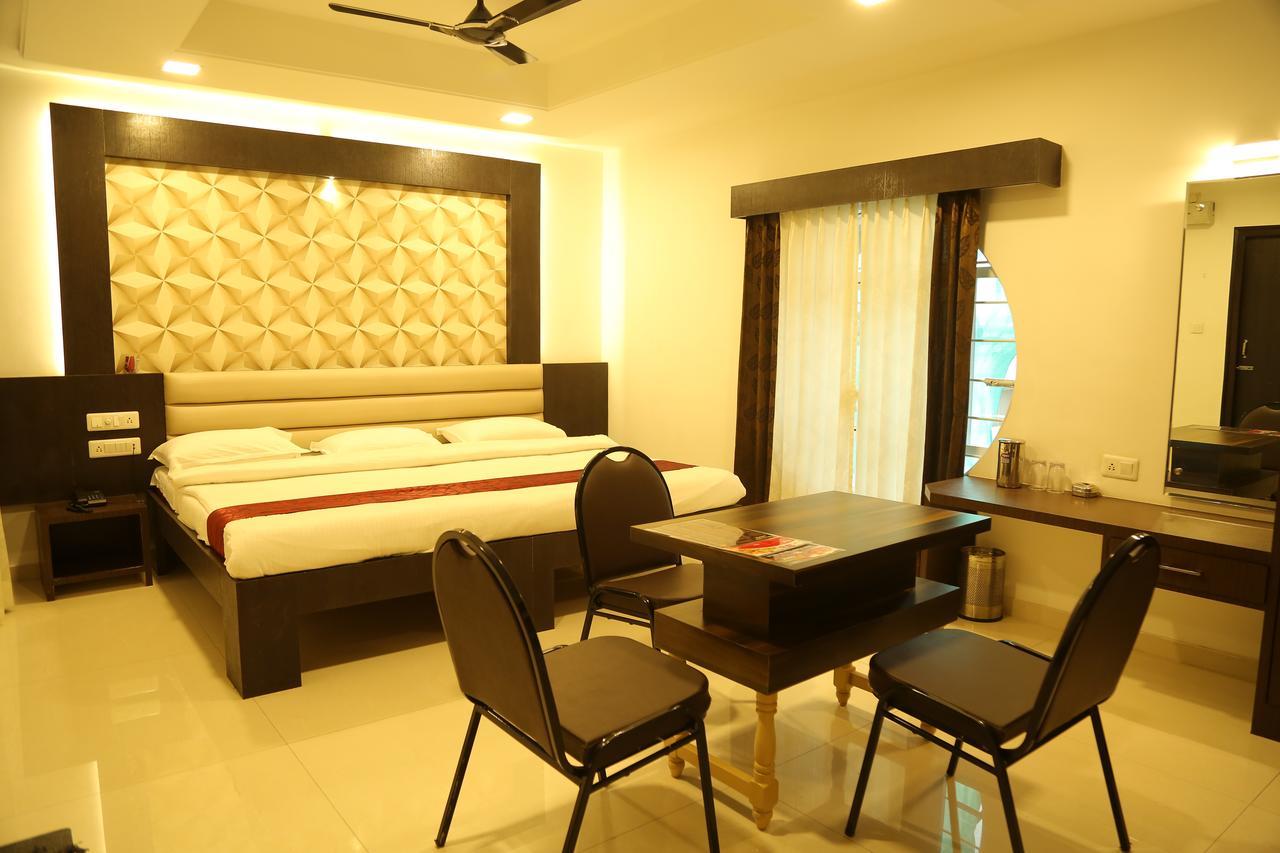 هوسبيت Hotel Shivananda المظهر الخارجي الصورة
